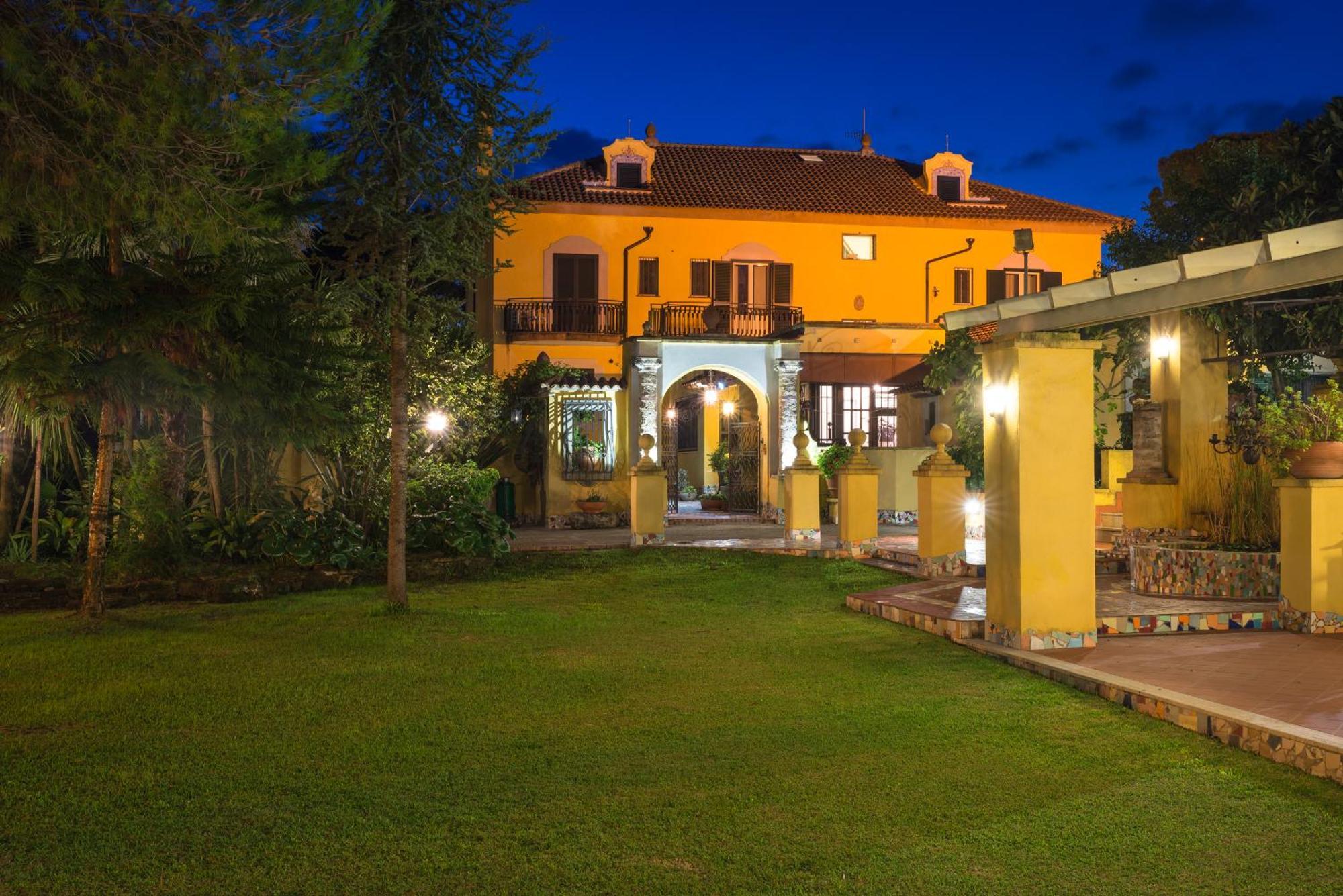 Hotel Villa Rita Paestum Exterior photo