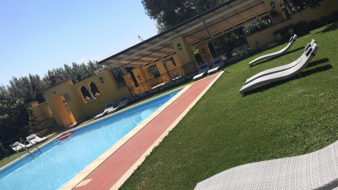 Hotel Villa Rita Paestum Exterior photo